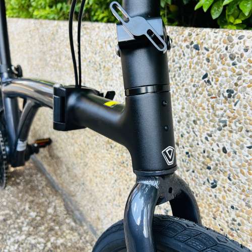 ( 最新款 NEO 20吋 40T飛輪 ) JAVA NEO 9速 桶軸油剎 20吋 406 鋁合金折叠車  ( 三...