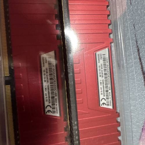 海盜船ddr4 2x8共16gb