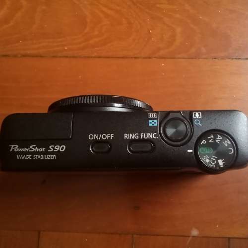 新淨 ( 絶版 ) Canon  S90  CCD  數碼相機一盒