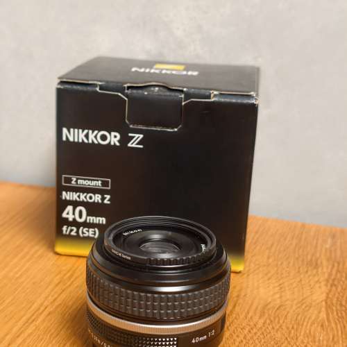 Nikon z 40mm F/2 SE