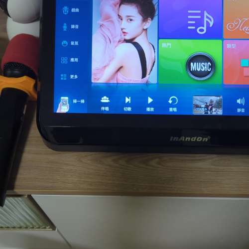 音王 Inandon R5 Pro Karaoke 卡拉OK機 (1TB HDD, 連兩支無線咪)