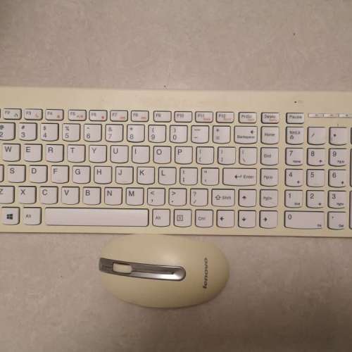 Lenovo 超薄 無線鍵盤滑鼠套裝wireless keyboard / mouse combo x 1