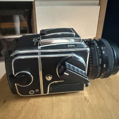 Hasselblad 202FA with FE80 2.8