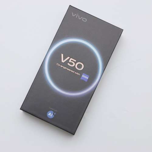罕有香港🇭🇰行貨全新未開封Vivo V50 Snapdragon 7 Gen 3 IP69防水6000mAh電池蔡司...