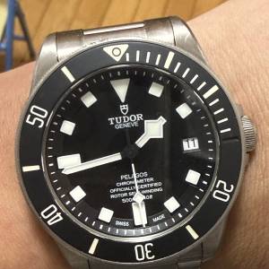 好L型😂tudor pelagos 25600tn  鈦金屬 500M潛水 有出世咭 平到笑😆$18999