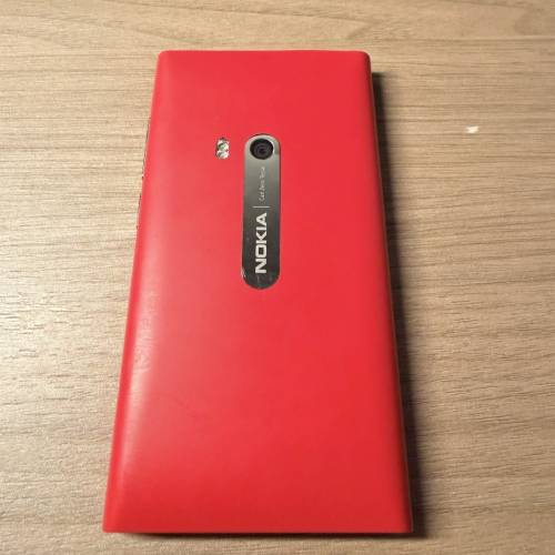 [12年iPhone殺手] 諾基亞Nokia N9 | MeeGo Harmattan 1.3PR40.2012 米狗系統 , 已修...