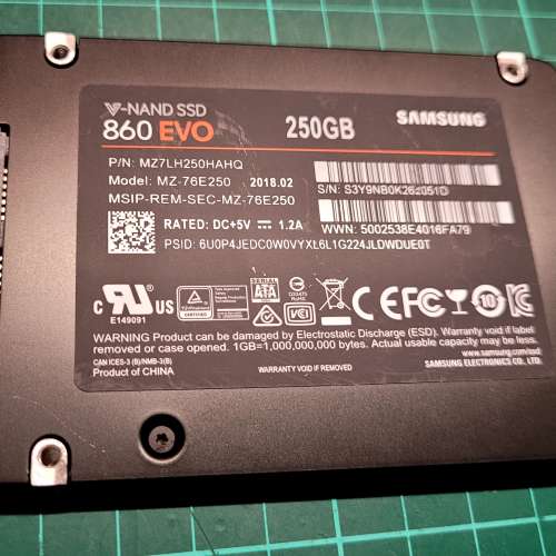 健康良好有圖Samsung SSD 860 EVO 250GB SATA III 2.5"