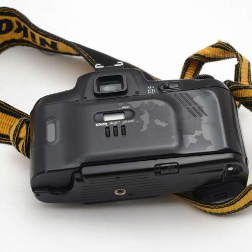 Nikon F-601 QD AF film camera 菲林相機