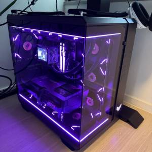 ASUS GT502機箱 無界版 黑色 包L形燈條
