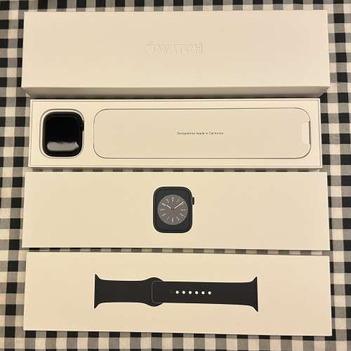Apple Watch 8 45mm GPS版本 太空灰色 行貨 99%新 非常少用和新淨 錶面沒有花痕 操...