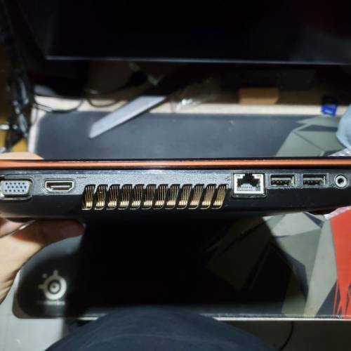 Lenovo Y470 14寸i5手提電腦 (留意描述)