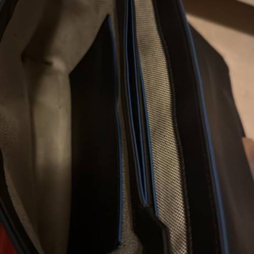 正貨牌子： VERSACE 
$500
新程度：50%（其實吾殘，可先睇貨後决定）只限面交驗收，...