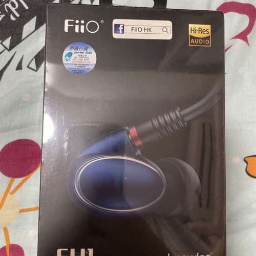 FiiO 掛耳式耳機 FH1