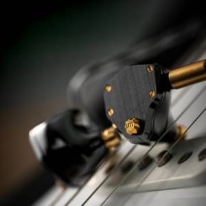 IEM耳道耳機  Unique Melody（UM）Mest Jet Black