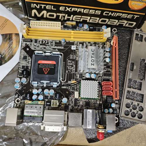 壞，二手(極新淨ITX) ZOTAE G41底板，有背板，有盒，有碟。