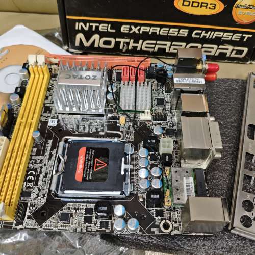 壞，二手(極新淨ITX) ZOTAE G41底板，有背板，有盒，有碟。