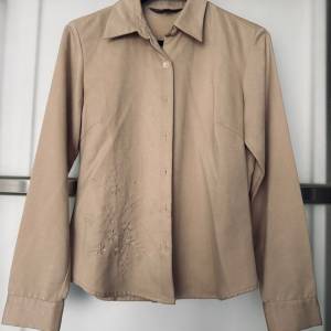 女裝 恤衫 (Size M)