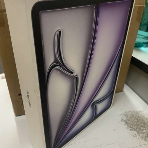 99%New US iPad Air 7th Gen (2025 M3) 13-inch WiFi 128GB Space Gray 保到6-1-2027