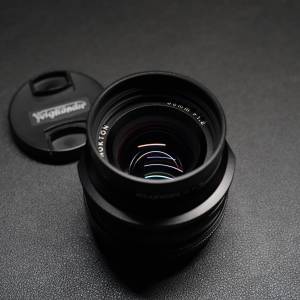 Voigtlander 福倫達  Nokton 35mm f1.2 X Mount Fuji 富士 鏡頭