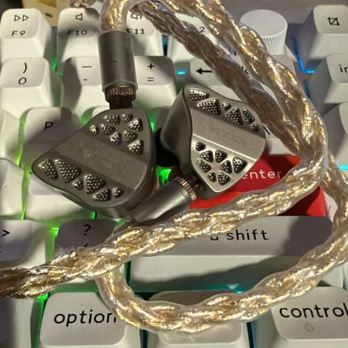 YS audio Bizza CE