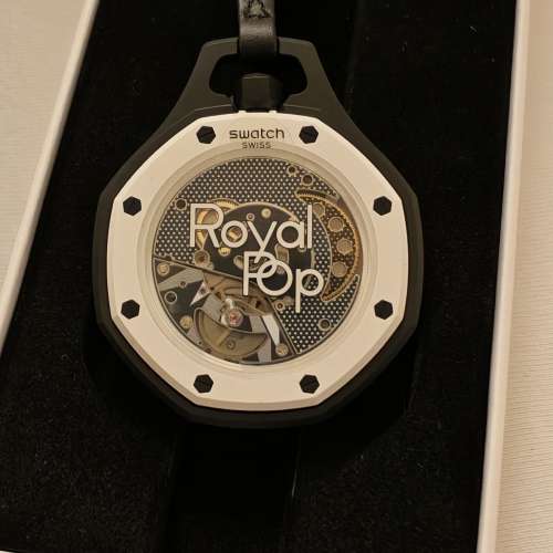AP &times; SWATCH 黑白色