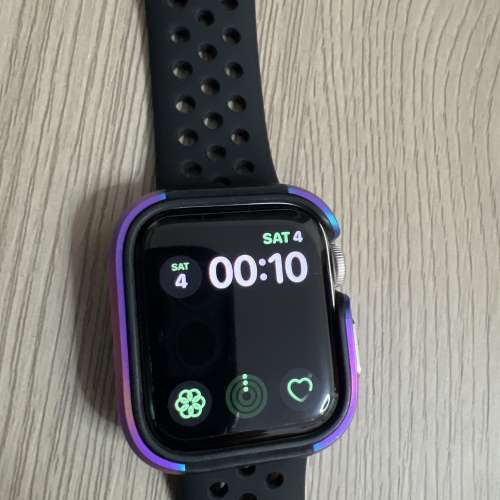 Apple Watch SE 第二代 40mm 黑色Nike運動錶帶 ，電池健康75%