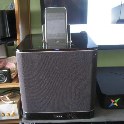 Arcam rCube Portable powered speaker system for iPod iphone