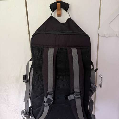 CITY GREEK 黑色大容量背包32L 2手