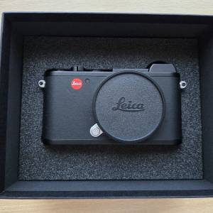 Leica CL digital camera