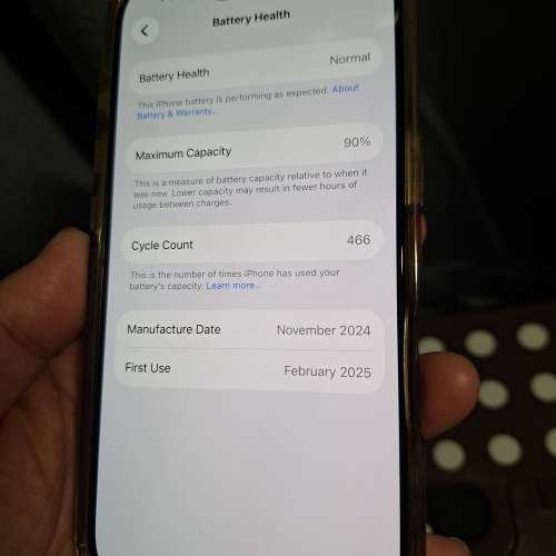 港行iPhone16  pro  512gb battery health 90%