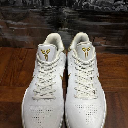 Kobe 5 Big stage