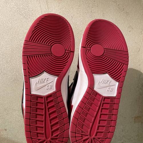 Nike SB Dunk Low Chicago