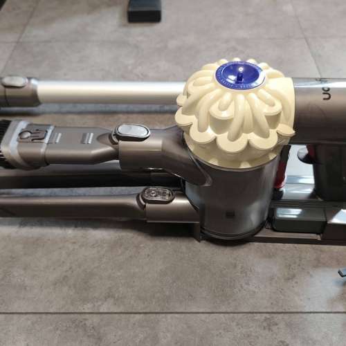 Dyson V6 Cordless Vacuum Cleaner