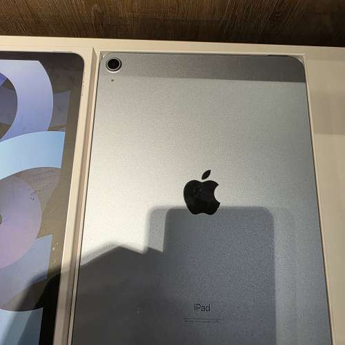 iPad Air 4 64gb,港行，所有原裝，所有功能正常!