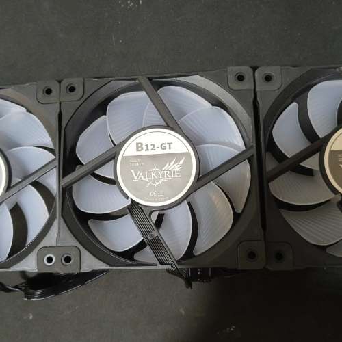 Valkyrie B12 GT MAX 2800RPM 高性能 FDB 12cm風扇 三把