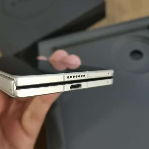 國行 Vivo X Fold 3 5G 12+256GB (壞內屏) 連盒齊配件