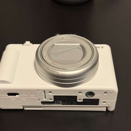 出讓: Sony ZV-1 II (ZV-1M2) 白色 (連雙電、防風毛毛)