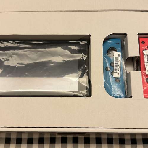 Switch 1 任天堂遊戲機套裝 瑪利奧特別版本 行貨 95%新 非常少用和新淨 只機背有輕...