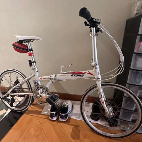 摺疊單車