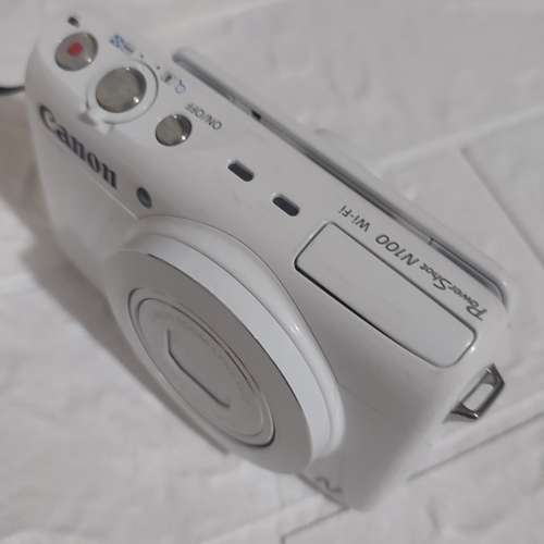 极罕靚仔Canon  N100 Wi-Fi 輕触屏钢琴漆面前後雙鏡頭