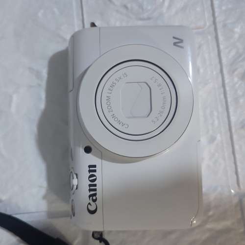 极罕靚仔Canon  N100 Wi-Fi 輕触屏钢琴漆面前後雙鏡頭