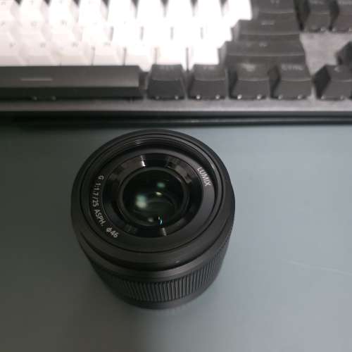 Panasonic Lumix 25mm f1.7