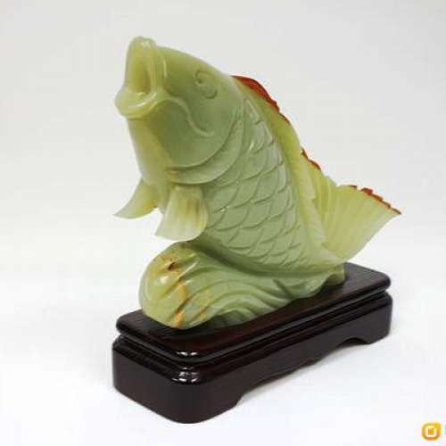 翠玉鯉魚連座 ----年年有餘 Jade fish with stand not Canon Nikon Sony