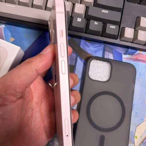 港行IPHONE 13 128GB 粉紅色
