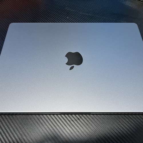 新淨Macbook Pro 14inch M1 Max 10+24u 32gb ram 512gb ssd 養龍蝦首選