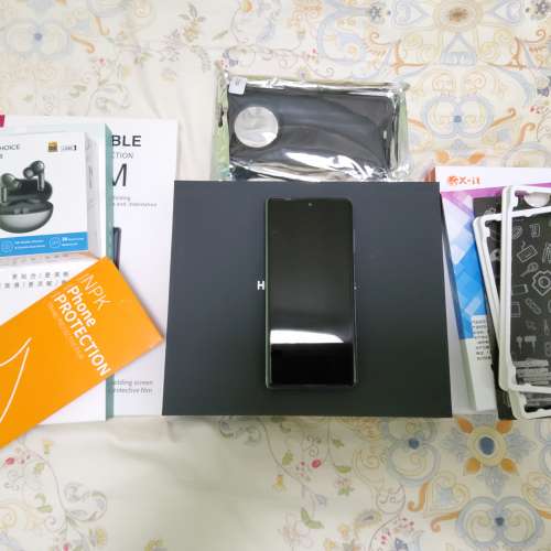 榮耀 Honor Magic V3 12+512GB 綠色 + 全新Honor Choice Earbuds S8