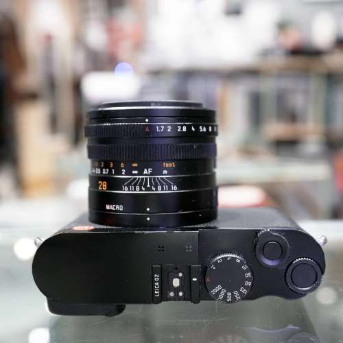 Leica Q2 Digital Camera