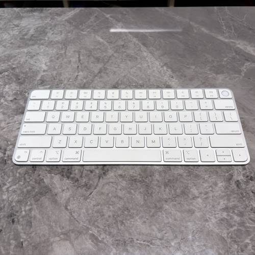 Apple Magic Keyboard with Touch ID A2449 (Lightning)