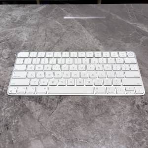 Apple Magic Keyboard with Touch ID A2449 (Lightning)
