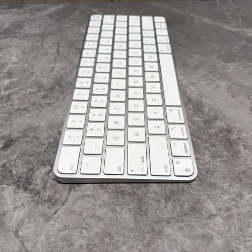 Apple Magic Keyboard with Touch ID A2449 (Lightning)
